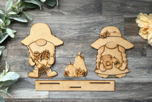 Load image into Gallery viewer, Pair of Gnomes - Interchangeable Standing - DIY Kit
