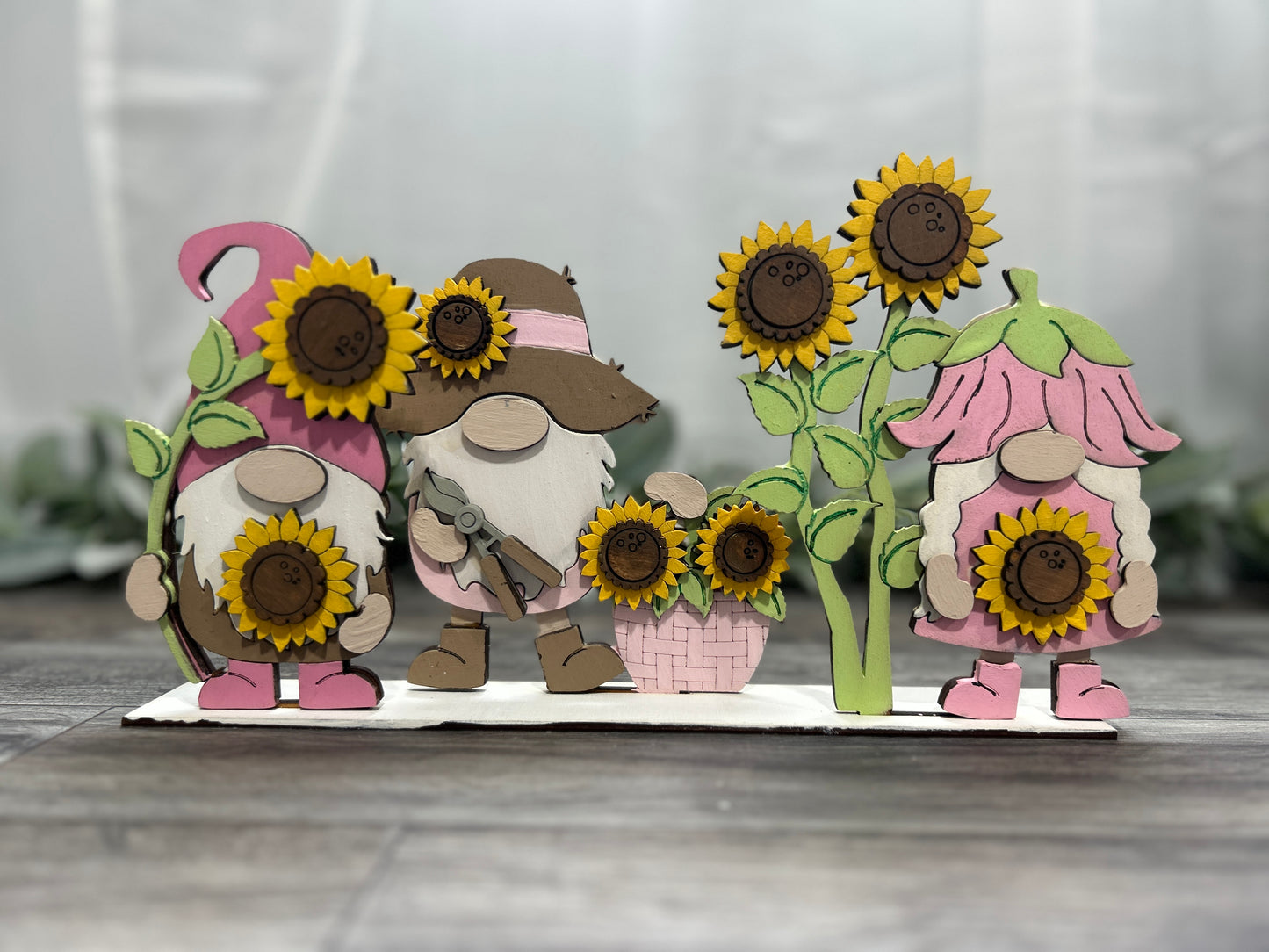 Sunflower Gnomes - Shelf Sitter Décor - DIY KIT