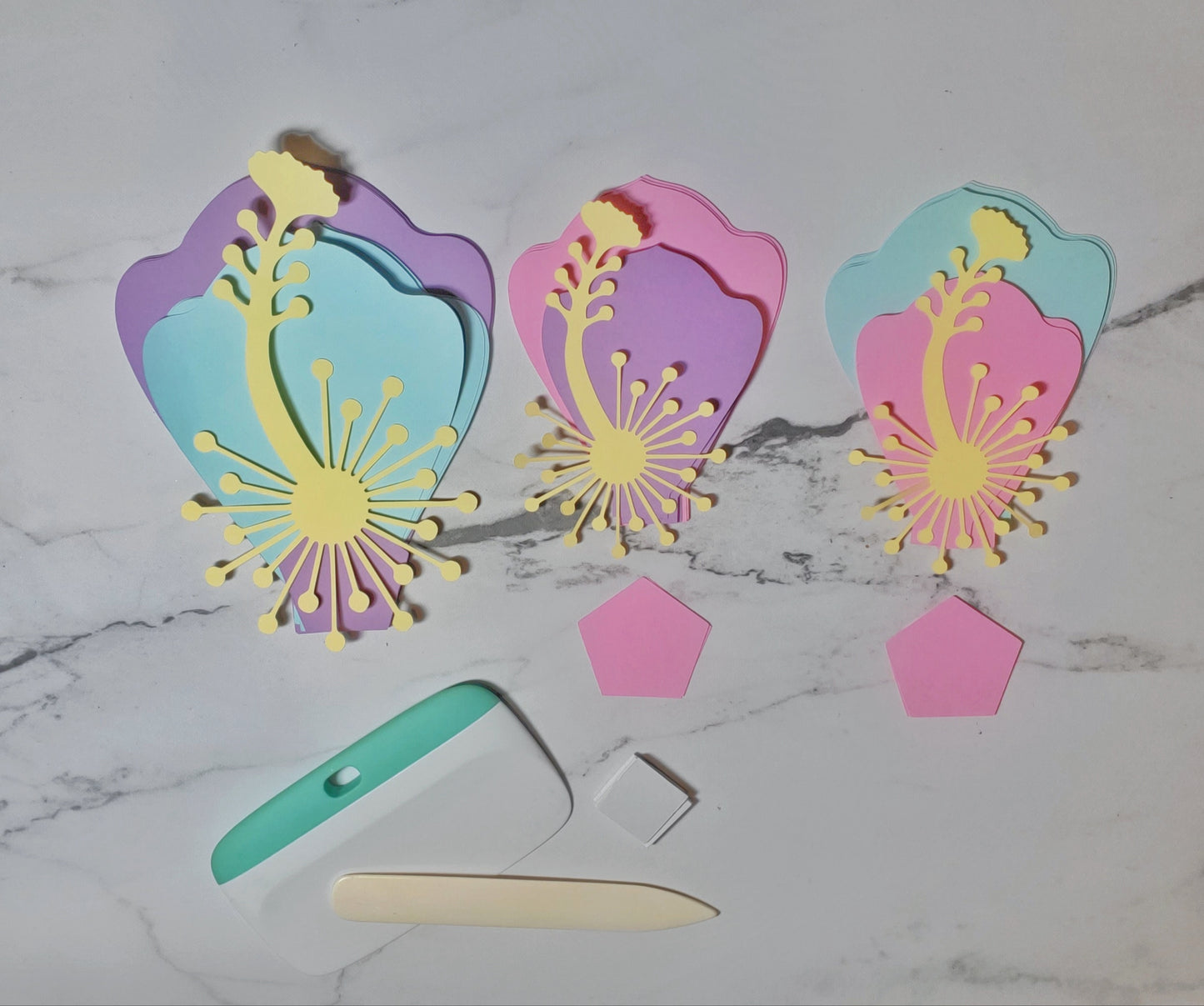 Hawaiian Flower Craft Kit - *YOU ASSEMBLE*