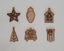 Load image into Gallery viewer, Classic Christmas Ornaments- DIY Kit
