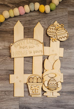 Load image into Gallery viewer, Interchangeable Seasonal Fence Décor - DIY Kit
