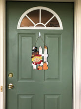 Load image into Gallery viewer, Scarecrow Door Hanger - DIY Kit
