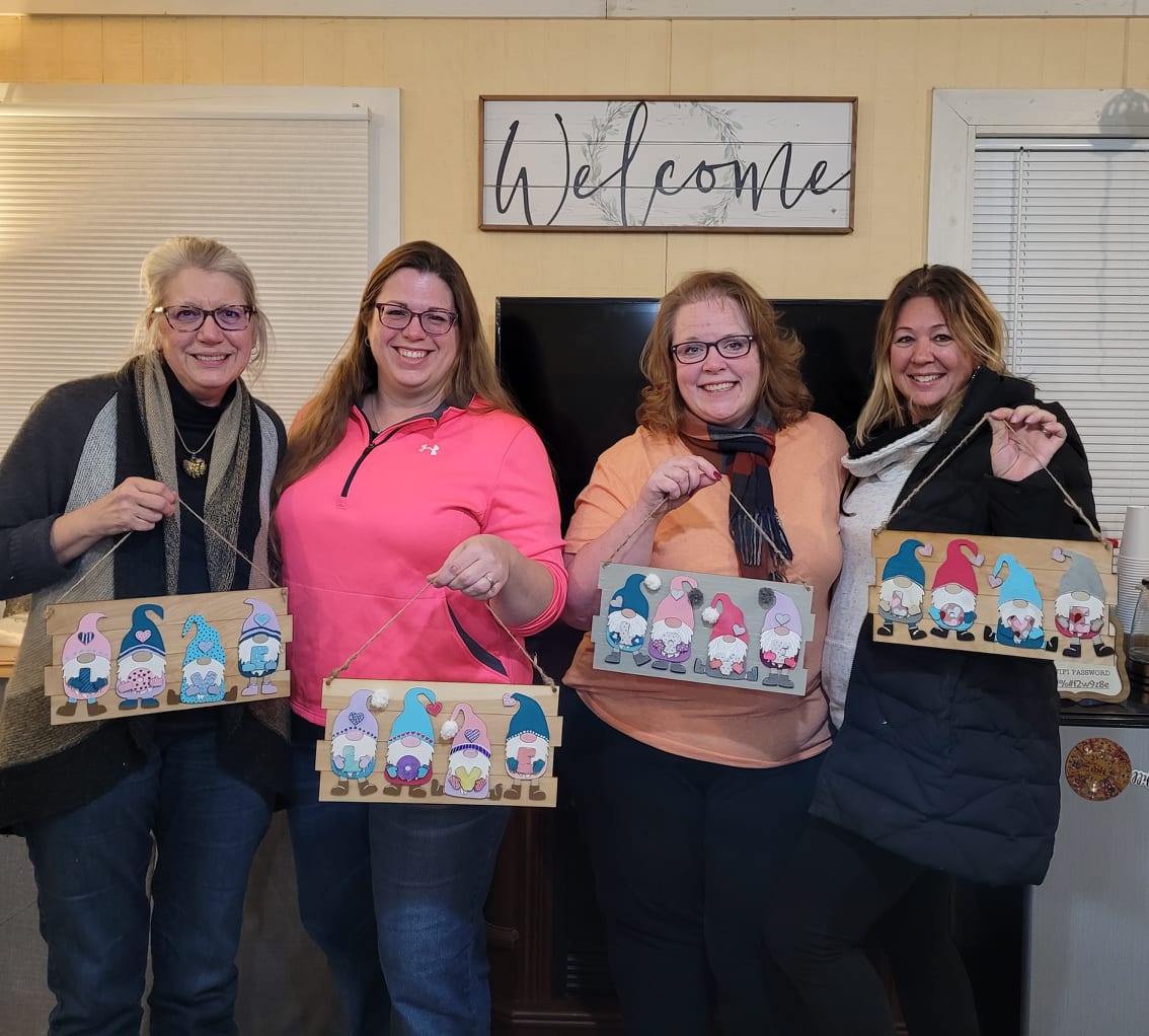 Gnome Love - Door Hanger Sign - DIY KIT