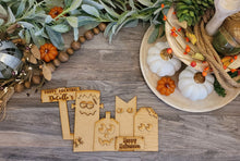 Load image into Gallery viewer, Halloween Monster Family - DIY Kit
