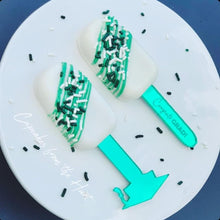 Load image into Gallery viewer, Cakesicle Sticks
